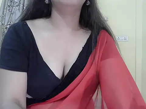 Snapshot of Model-Tanya chatting on 17, 5, 2026 Model-Tanya online show from 17, 5, 2026