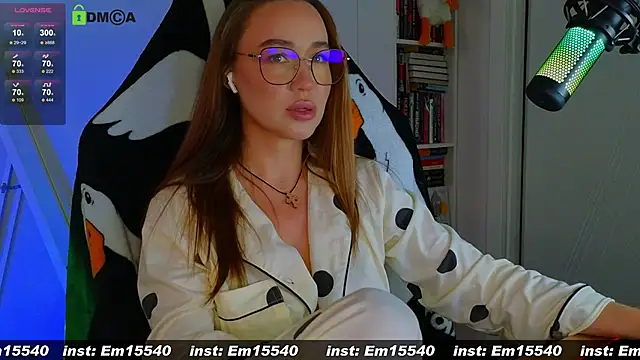Snapshot of Emili1- chatting on 21, 1, 2025 Emili1- online show from 21, 1, 2025