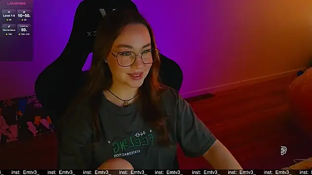 Snapshot of Emili1- chatting on 16, 5, 2026 Emili1- online show from 16, 5, 2026