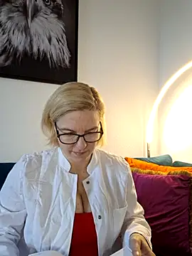FrauleinSchmitt online show from 10, 1, 2025