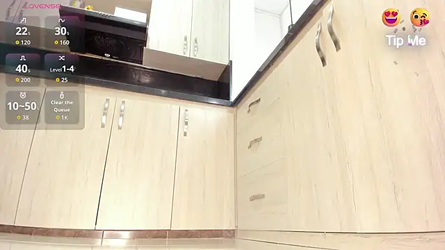 Snapshot of amelyaDreams chatting on 22, 10, 2025 amelyaDreams online show from 22, 10, 2025