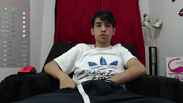 Snapshot of zack_thunder chatting on 16, 3, 2025 zack thunder online show from 16, 3, 2025