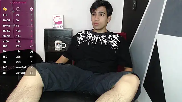 Snapshot of zack_thunder chatting on 22, 9, 2025 zack thunder online show from 22, 9, 2025