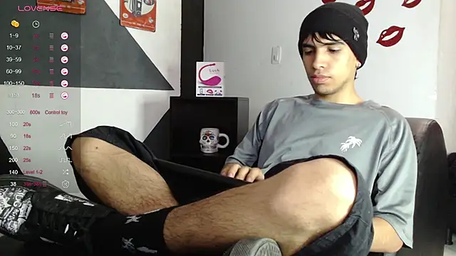 Snapshot of zack_thunder chatting on 2, 3, 2025 zack thunder online show from 2, 3, 2025