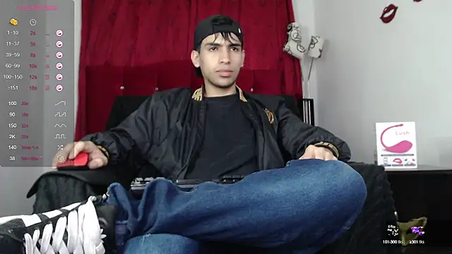 Snapshot of zack_thunder chatting on 6, 3, 2025 zack thunder online show from 6, 3, 2025