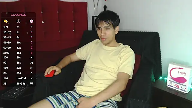 Snapshot of zack_thunder chatting on 15, 9, 2025 zack thunder online show from 15, 9, 2025