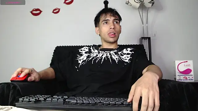 Snapshot of zack_thunder chatting on 18, 2, 2025 zack thunder online show from 18, 2, 2025