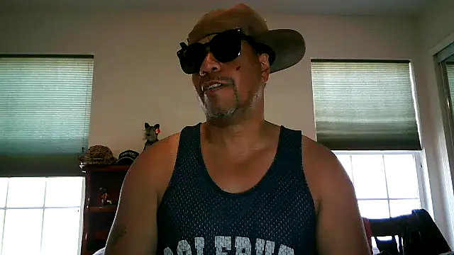 Snapshot of pimpdaddy4ever chatting on 5, 5, 2026 pimpdaddy4ever online show from 5, 5, 2026