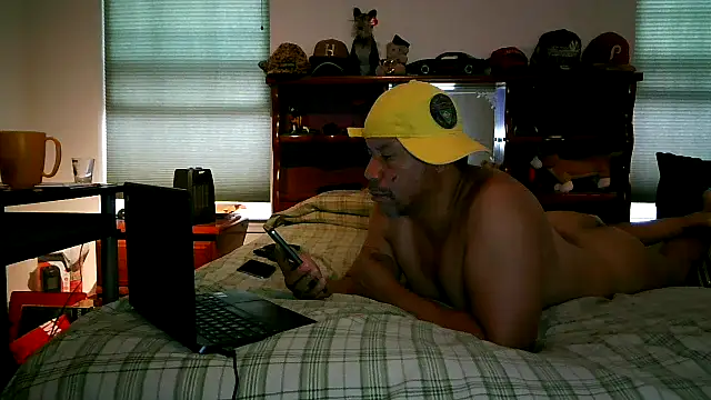 Snapshot of pimpdaddy4ever chatting on 21, 5, 2026 pimpdaddy4ever online show from 21, 5, 2026