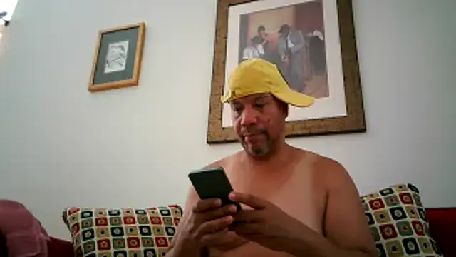 Snapshot of pimpdaddy4ever chatting on 20, 5, 2026 pimpdaddy4ever online show from 20, 5, 2026