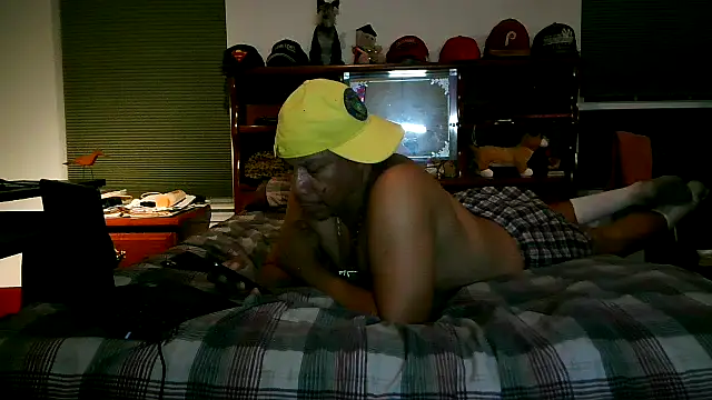 Snapshot of pimpdaddy4ever chatting on 21, 11, 2025 pimpdaddy4ever online show from 21, 11, 2025