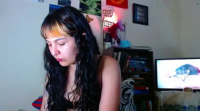 sweetiee mary online show from 18, 2, 2025