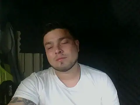Snapshot of DirtyRcride chatting on 26, 2, 2025 DirtyRcride online show from 26, 2, 2025