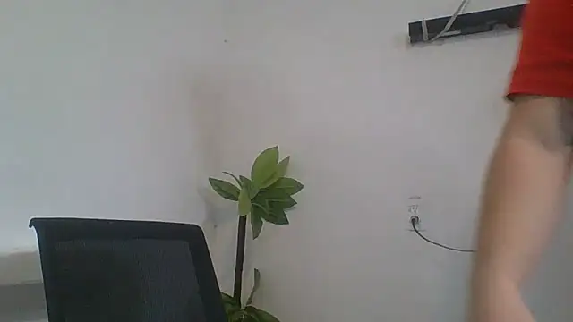 Snapshot of DirtyRcride chatting on 5, 10, 2025 DirtyRcride online show from 5, 10, 2025