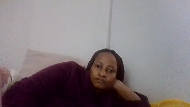 BabeAssXX online show from 17, 5, 2026