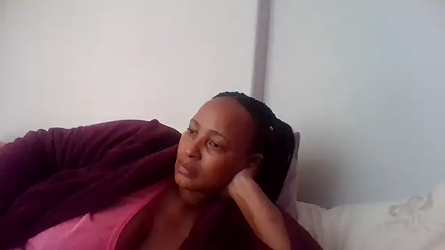 BabeAssXX online show from 28, 11, 2025