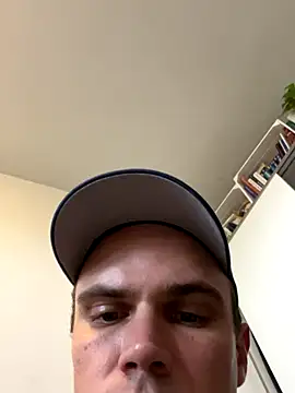 Snapshot of Marconudeboi chatting on 1, 10, 2025 Marconudeboi online show from 1, 10, 2025