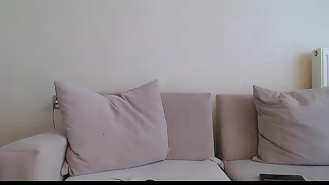   QUEEN    online show from 17, 9, 2025
