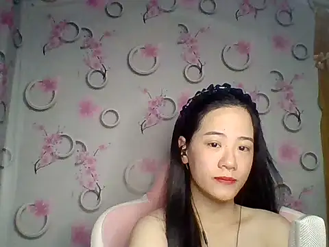 Snapshot of Nana-68 chatting on 22, 11, 2025 Nana-68 online show from 22, 11, 2025