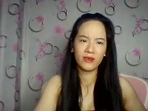 Snapshot of Nana-68 chatting on 19, 10, 2025 Nana-68 online show from 19, 10, 2025