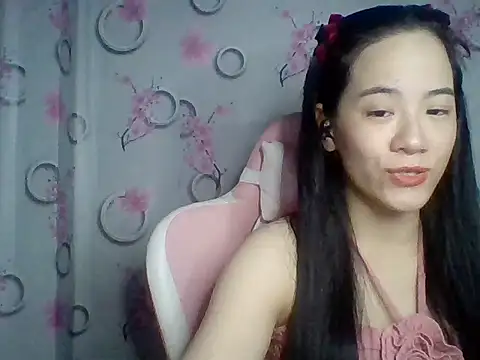 Snapshot of Nana-68 chatting on 29, 10, 2025 Nana-68 online show from 29, 10, 2025