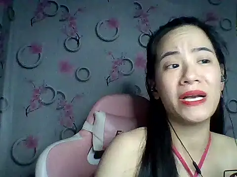 Snapshot of Nana-68 chatting on 14, 11, 2025 Nana-68 online show from 14, 11, 2025