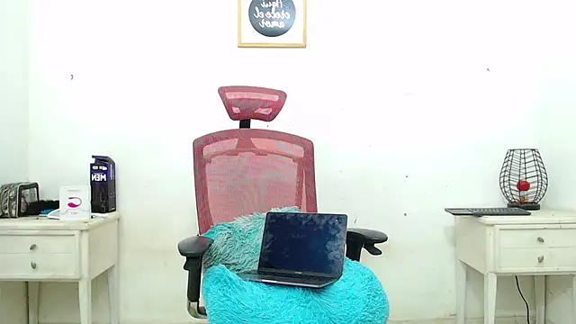 AmbarJacksonn  online show from 18, 9, 2025