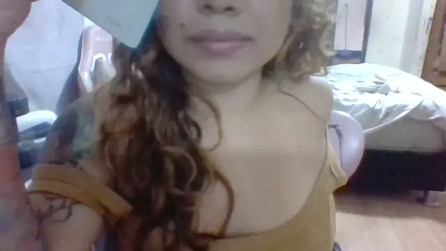 Jennxdolls online show from 16, 2, 2025