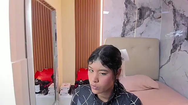 LAILAMORFY online show from 26, 5, 2026