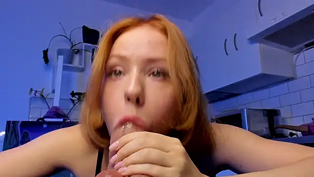 ilona curly online show from 23, 9, 2025