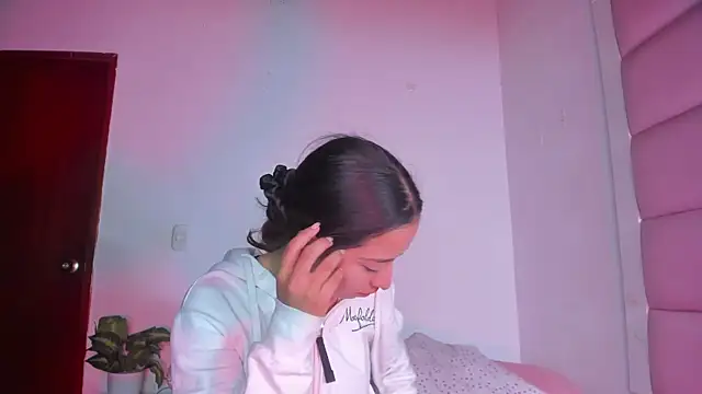 little-Emma online show from 1, 10, 2025