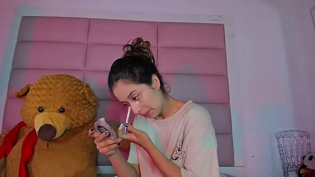 little-Emma online show from 23, 12, 2025