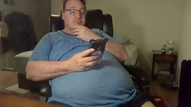 Snapshot of wvalentino chatting on 12, 3, 2025 wvalentino online show from 12, 3, 2025