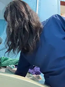 Reinacatchile online show from 6, 3, 2026