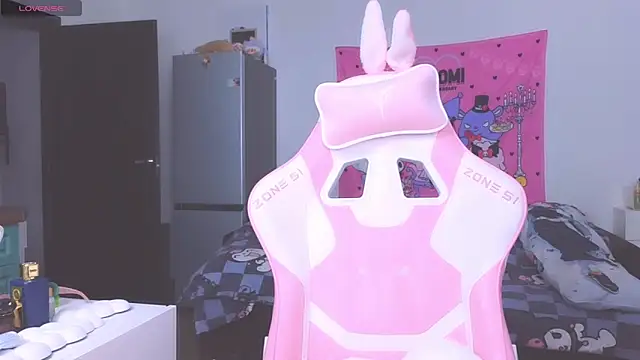 Milia Parker online show from 24, 10, 2025