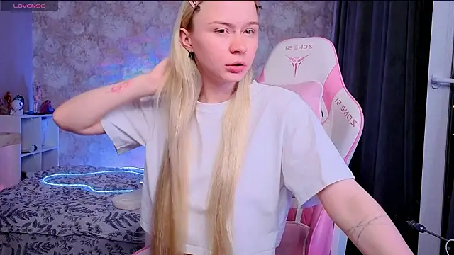 Milia Parker online show from 19, 7, 2026