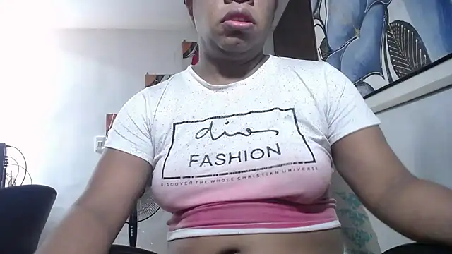 Snapshot of tsbigcock10incock chatting on 19, 7, 2026 tsbigcock10incock online show from 19, 7, 2026