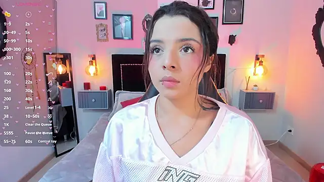 Charlotte  Benett online show from 19, 3, 2026