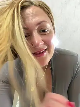 Snapshot of dirty_mistress_69 chatting on 1, 5, 2026 dirty mistress 69 online show from 1, 5, 2026