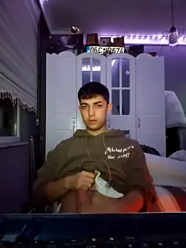 18yearsoldpenis online show from 1, 1, 2025