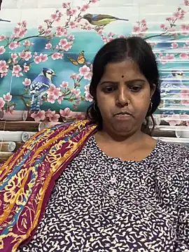 Beauty-queen online show from 9, 3, 2025