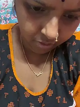 Beauty-queen online show from 17, 3, 2025