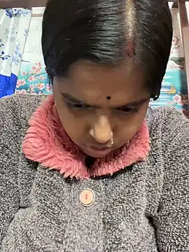 Beauty-queen online show from 16, 2, 2025