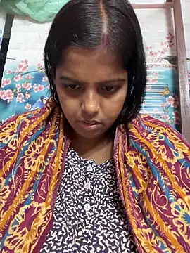 Snapshot of Beauty-queen chatting on 9, 11, 2025 Beauty-queen online show from 9, 11, 2025