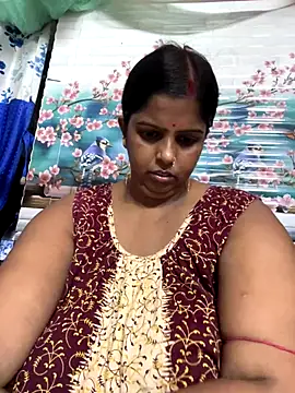 Beauty-queen online show from 28, 9, 2025