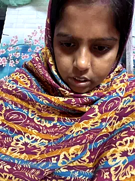 Snapshot of Beauty-queen chatting on 14, 11, 2025 Beauty-queen online show from 14, 11, 2025