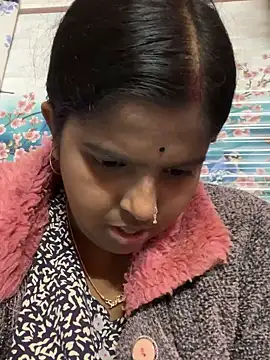 Beauty-queen online show from 17, 2, 2025