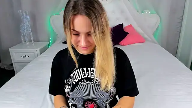 Milka Blond online show from 1, 11, 2025