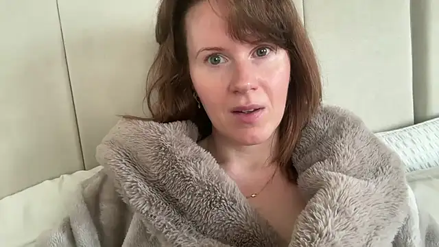 redheadrosie69 online show from 19, 3, 2026