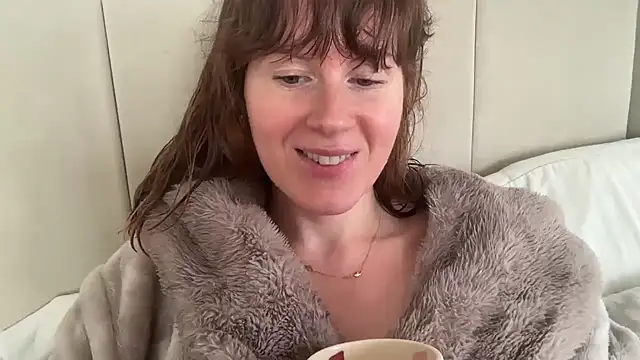 redheadrosie69 online show from 11, 3, 2026